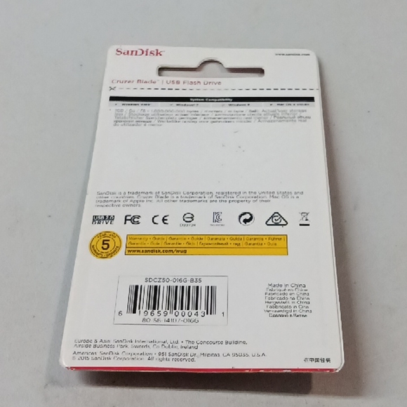 SanDisk Cruzer Fit USB 16GB Flash Drive - Picture 2 of 3